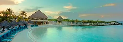 Royal Club Grand Xcaret Resorta Cancún Hotel